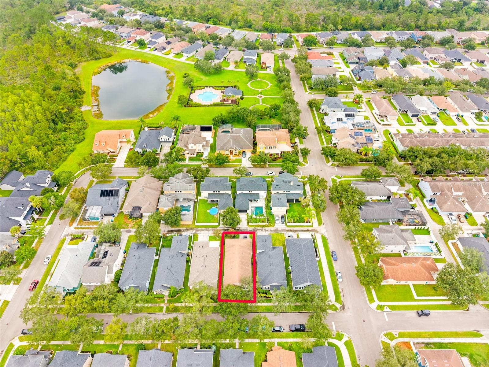 Single Family Residence at 14475 JAMAICA DOGWOOD DR, ORLANDO, photo 8 of 39