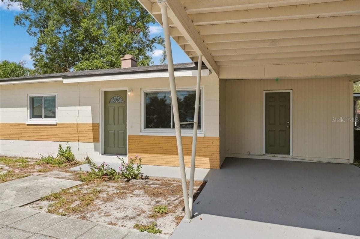 Single Family Residence at 813 ELLERBE WAY, LAKELAND, photo 19 of 47