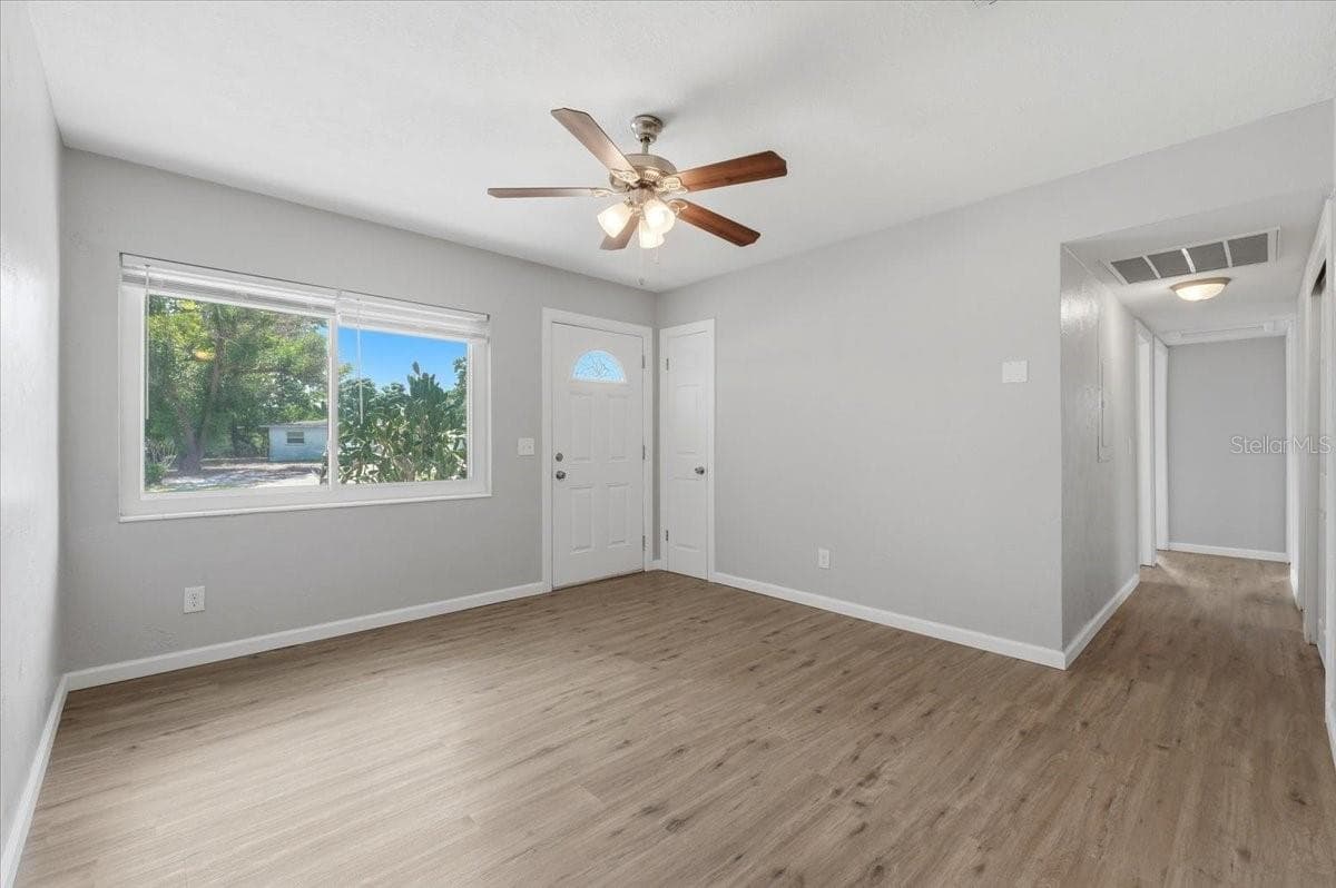 Single Family Residence at 813 ELLERBE WAY, LAKELAND, photo 21 of 47