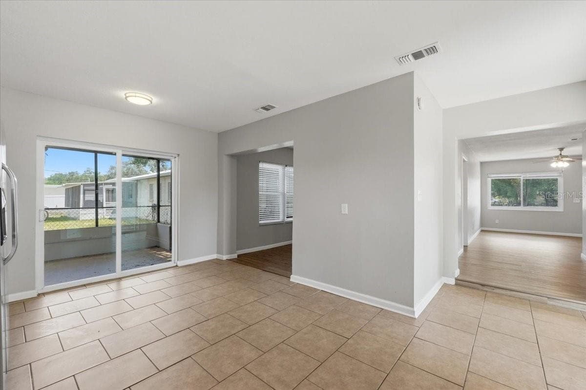 Single Family Residence at 813 ELLERBE WAY, LAKELAND, photo 24 of 47