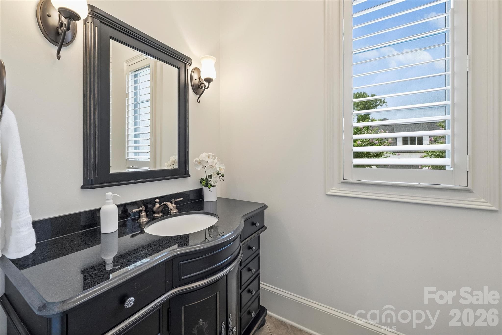 Main floor Powder Room - 6223 Calley Glenn Lane, Charlotte