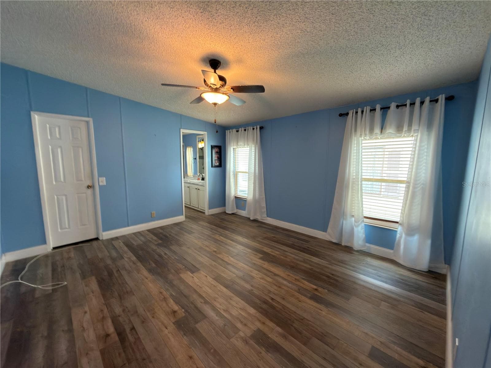 Master bedroom - 141 VICTORIA DR, HAINES CITY