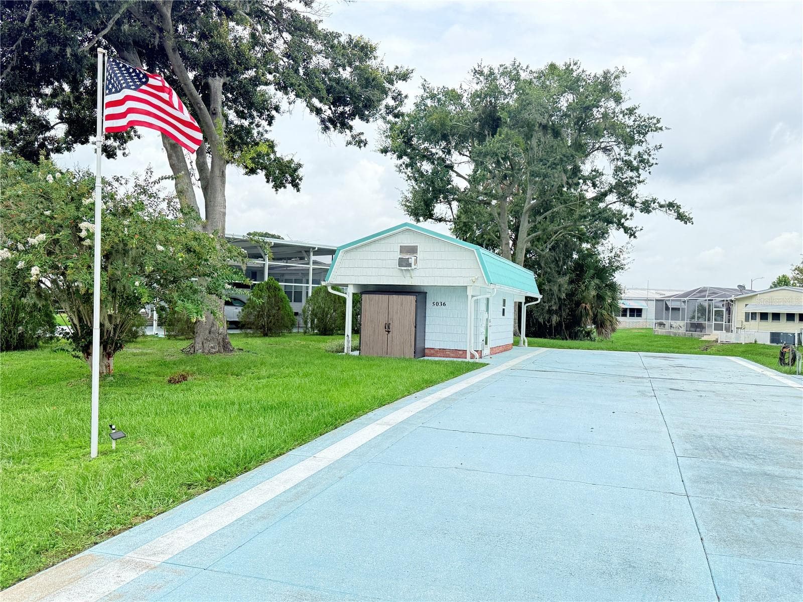 5036 SHORE LINE DR