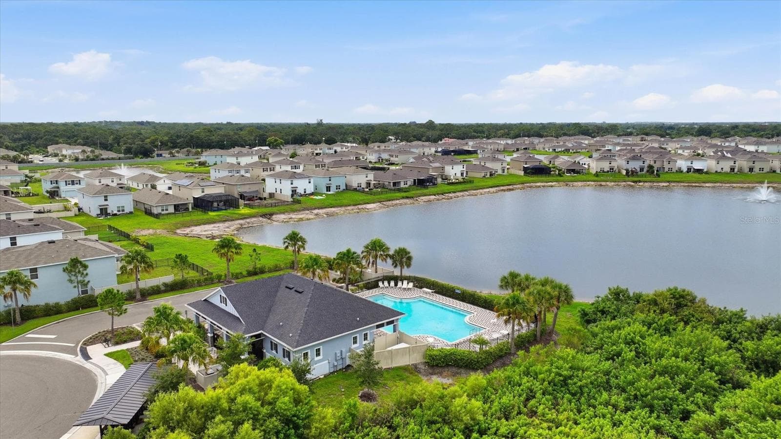 Single Family Residence at 3015 GREAT ABACO WAY, BRADENTON, photo 33 of 41