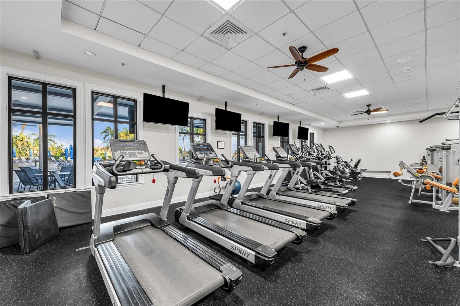 24 Hour Fitness Center - 7130 QUIET CREEK DR, BRADENTON