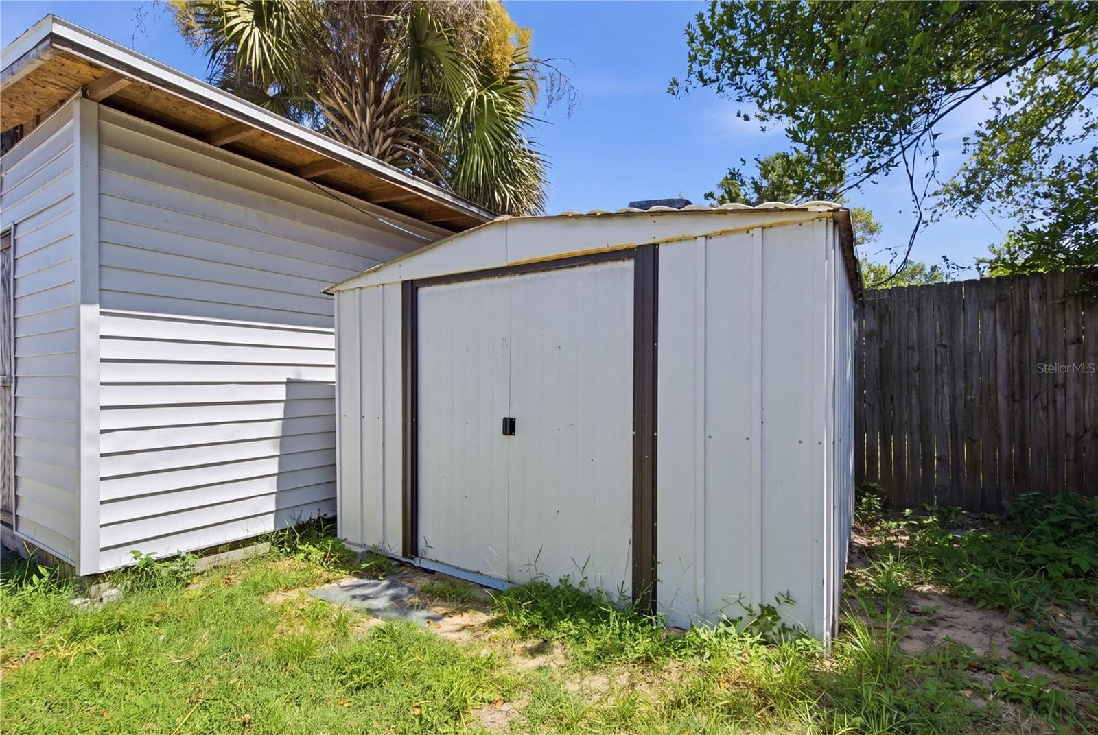 Single Family Residence at 1124 KING ARTHUR CT, VALRICO, photo 33 of 34