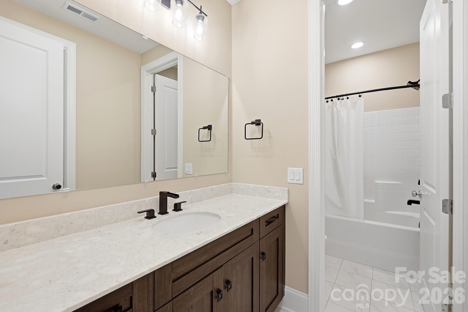 Single Family Residence at 3066 Belden Drive, Fort Mill, photo 38 of 48