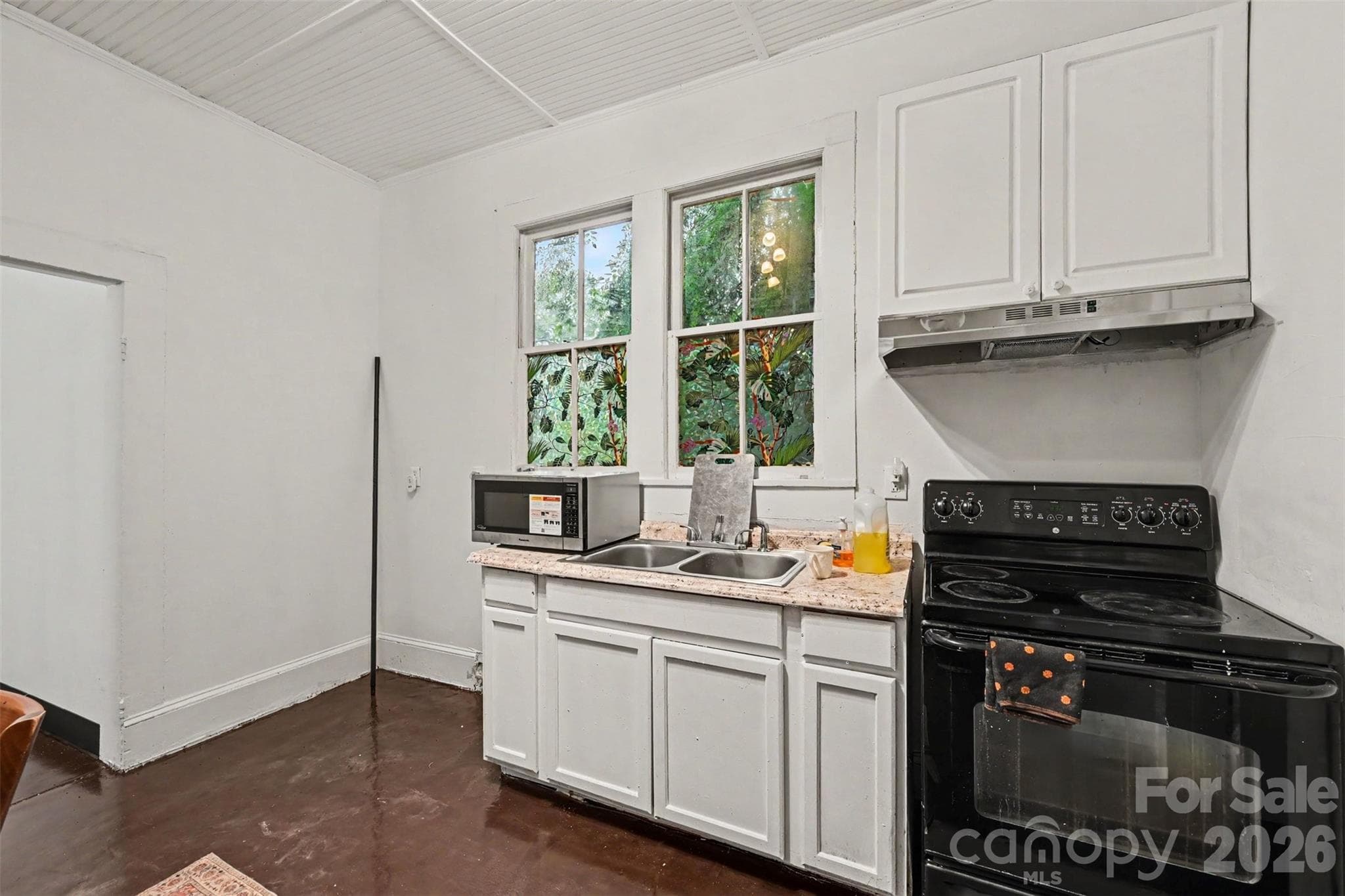Single Family Residence at 510 Everette Street, Monroe, photo 11 of 29