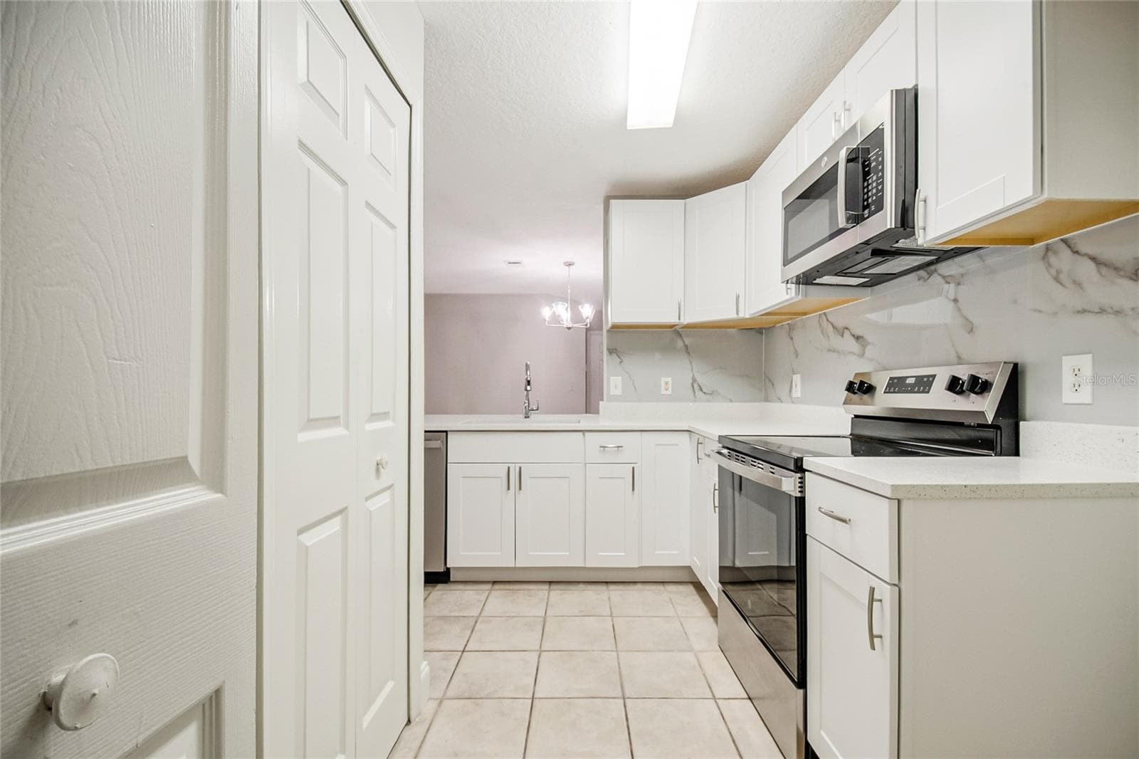 Condominium at 7511 SEURAT ST #10102, ORLANDO, photo 11 of 37