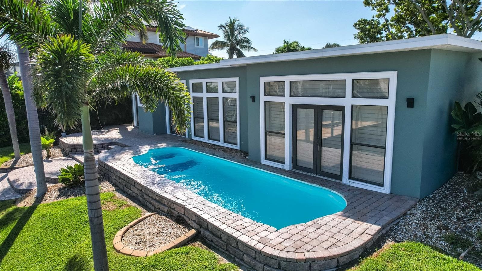 VIRTUALLY STAGED - 440 PALM IS SE, CLEARWATER BEACH