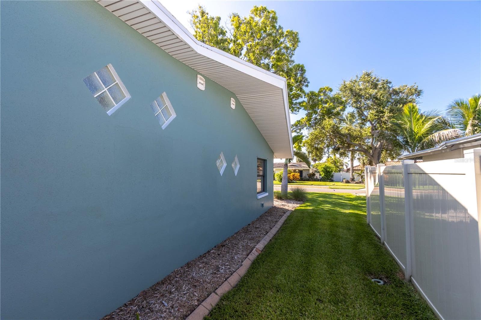 Single Family Residence at 440 PALM IS SE, CLEARWATER BEACH, photo 45 of 64