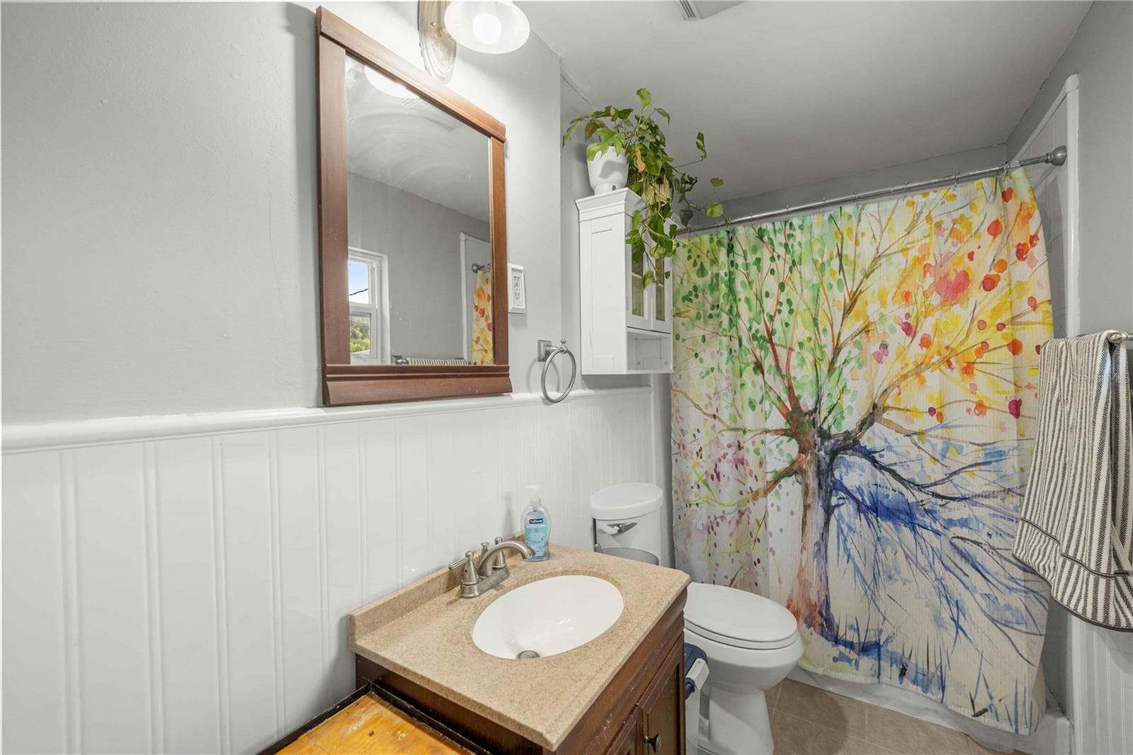 Primary bathroom - 15027 SW 91ST ST, ARCHER