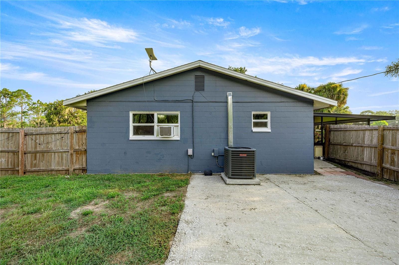 side patio - 15027 SW 91ST ST, ARCHER