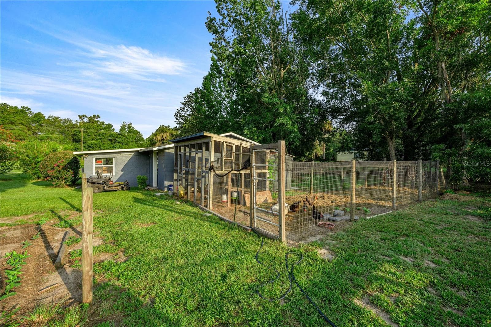 chicken coop - 15027 SW 91ST ST, ARCHER