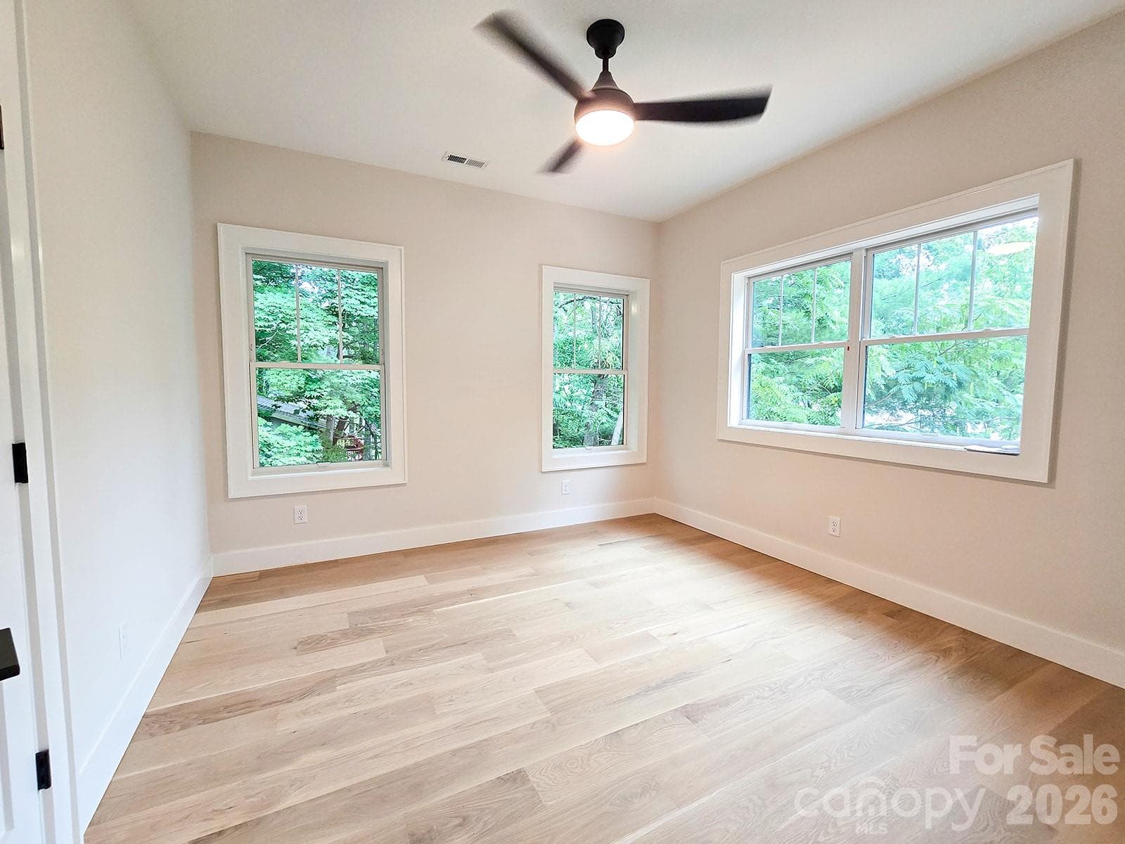 Bed 1 - 505 S Oconeechee Avenue, Black Mountain