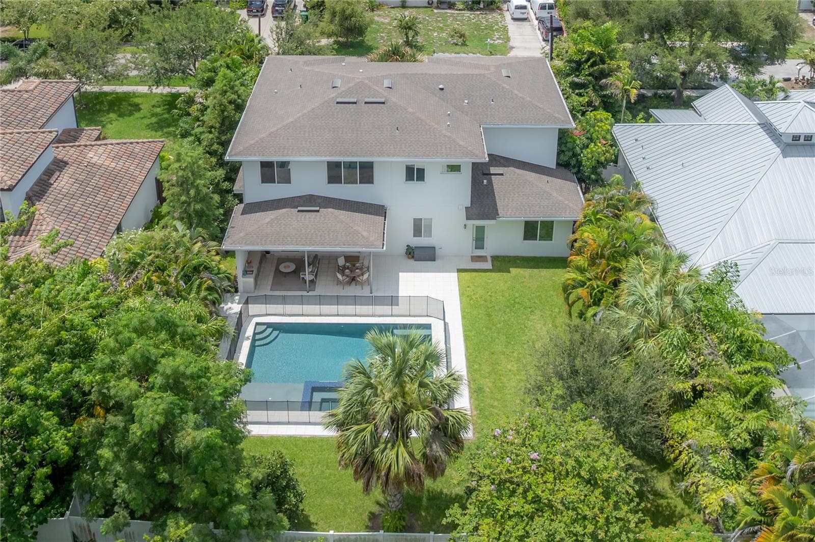 Single Family Residence at 4207 W JETTON AVE, TAMPA, photo 7 of 55