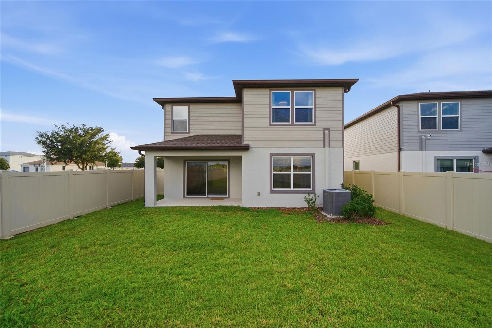 Single Family Residence at 9018 RALLY SPRING LOOP, WESLEY CHAPEL, photo 20 of 33