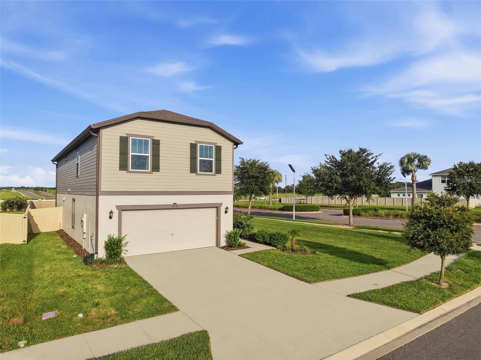 Single Family Residence at 9018 RALLY SPRING LOOP, WESLEY CHAPEL, photo 32 of 33