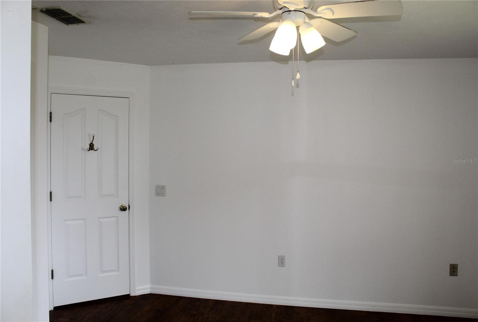 Single Family Residence at 38901 ELLA DR, LADY LAKE, photo 45 of 58