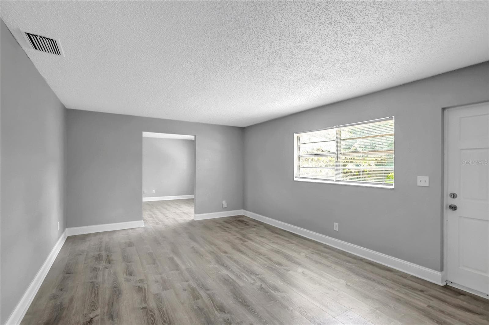 Single Family Residence at 1615 E SITKA ST, TAMPA, photo 5 of 32