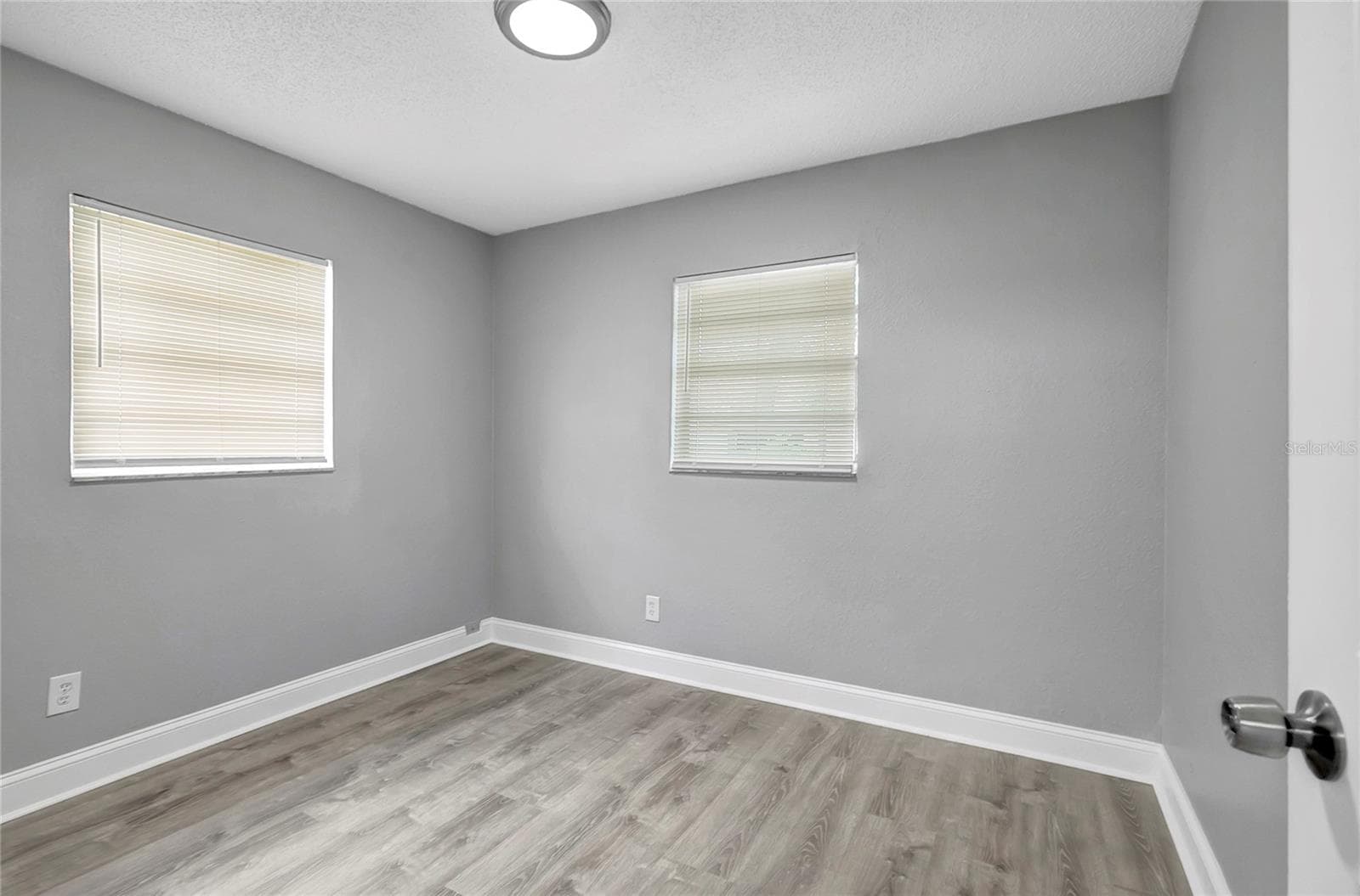 Single Family Residence at 1615 E SITKA ST, TAMPA, photo 17 of 32