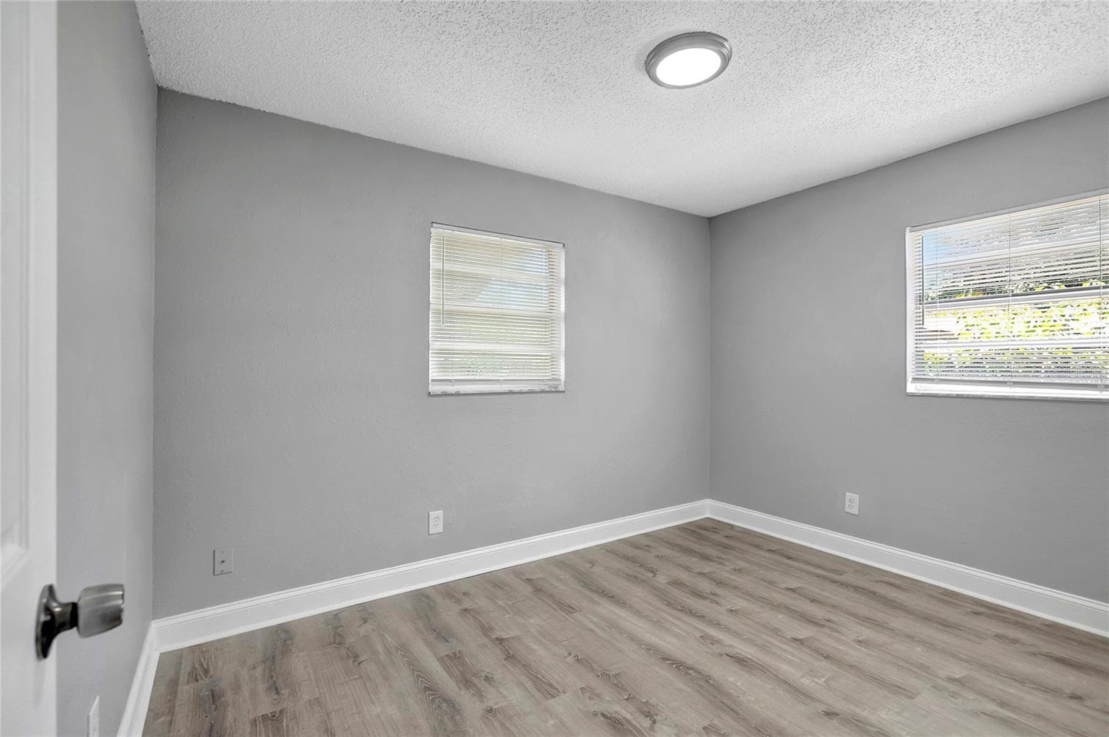 Single Family Residence at 1615 E SITKA ST, TAMPA, photo 20 of 32