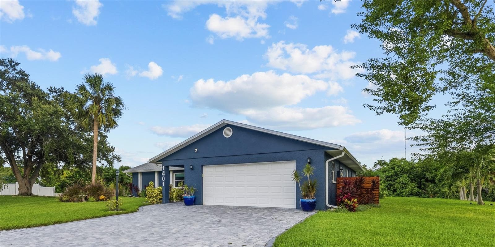 Single Family Residence at 1401 GEORGETOWNE DR, SARASOTA, photo 3 of 71