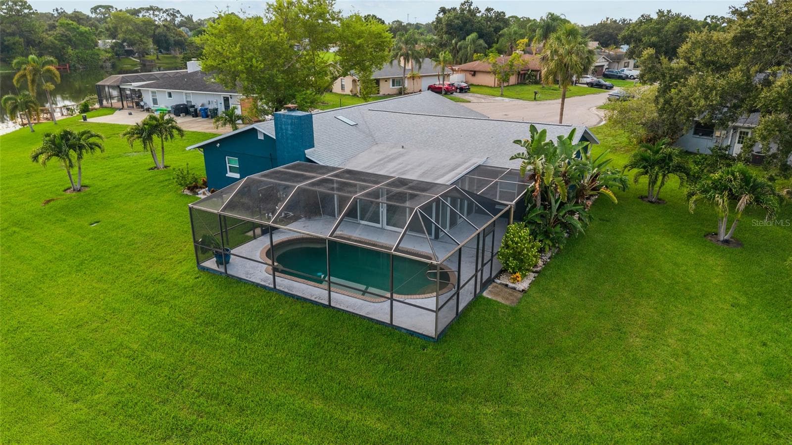 Single Family Residence at 1401 GEORGETOWNE DR, SARASOTA, photo 10 of 71
