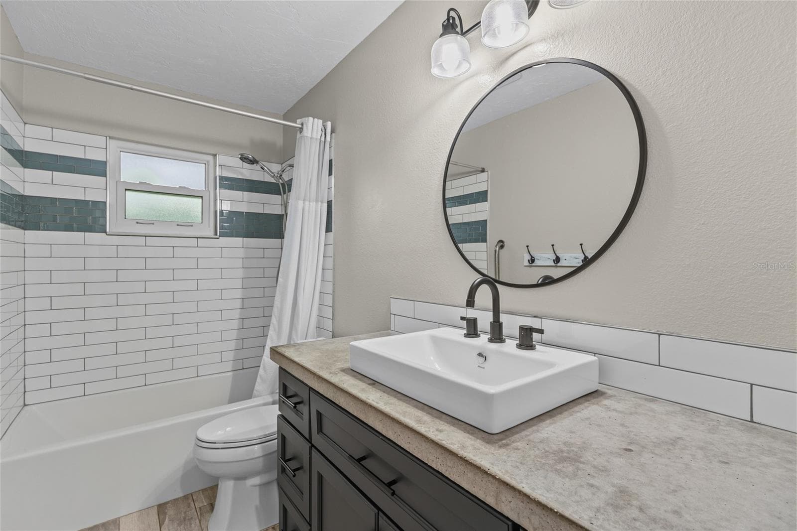 Single Family Residence at 1401 GEORGETOWNE DR, SARASOTA, photo 35 of 71