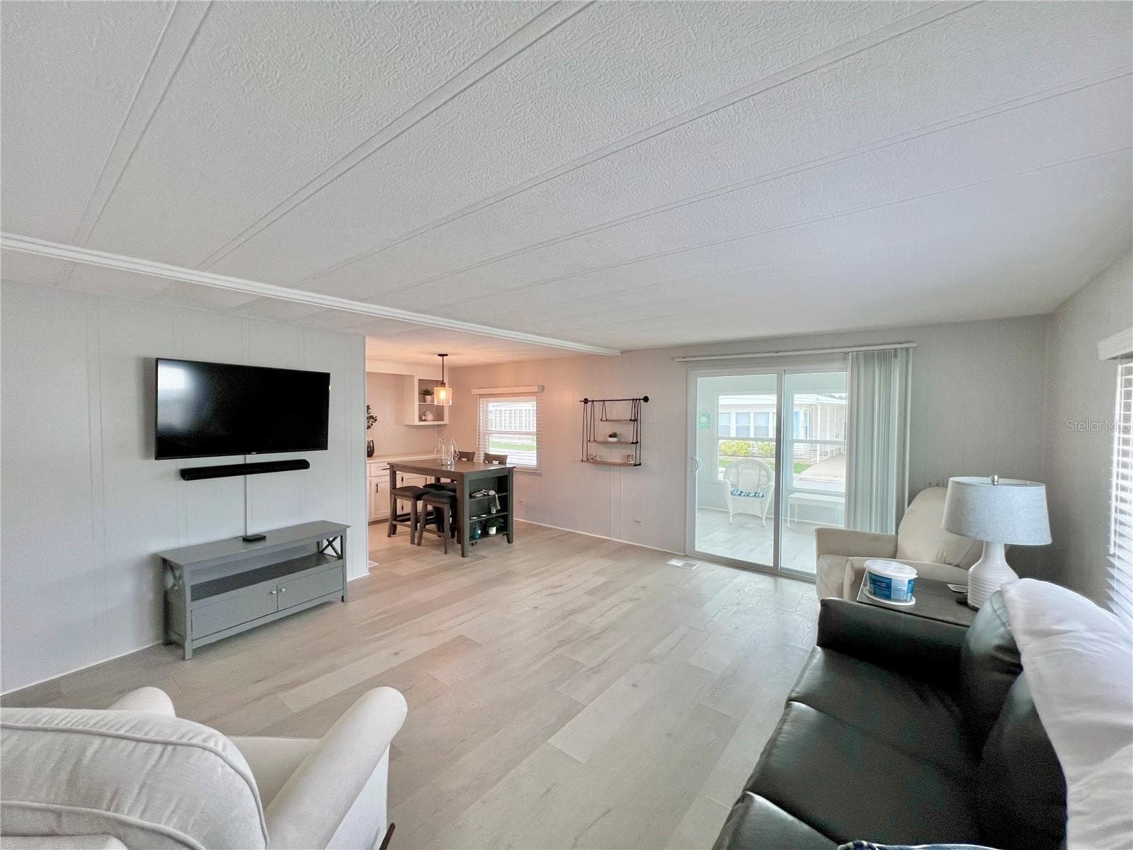 Living room - 1100 BELCHER RD S #787, LARGO