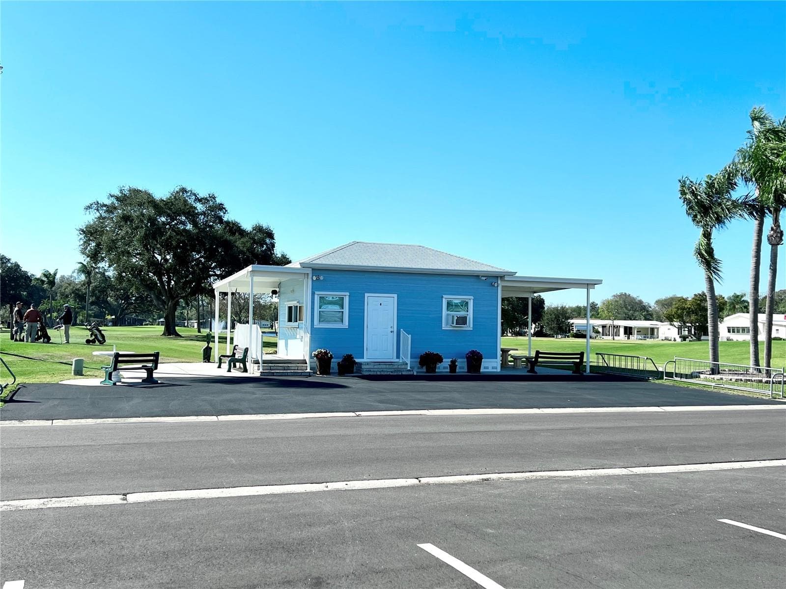 Golf starter shack - 1100 BELCHER RD S #787, LARGO