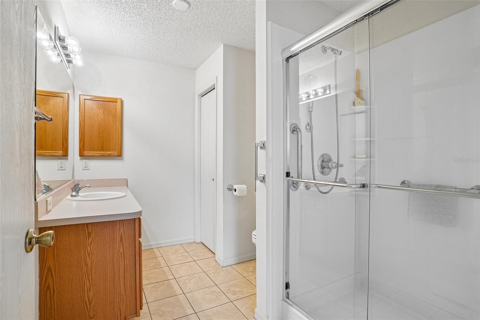 Master Bath - 970 KENOVA AVE, THE VILLAGES