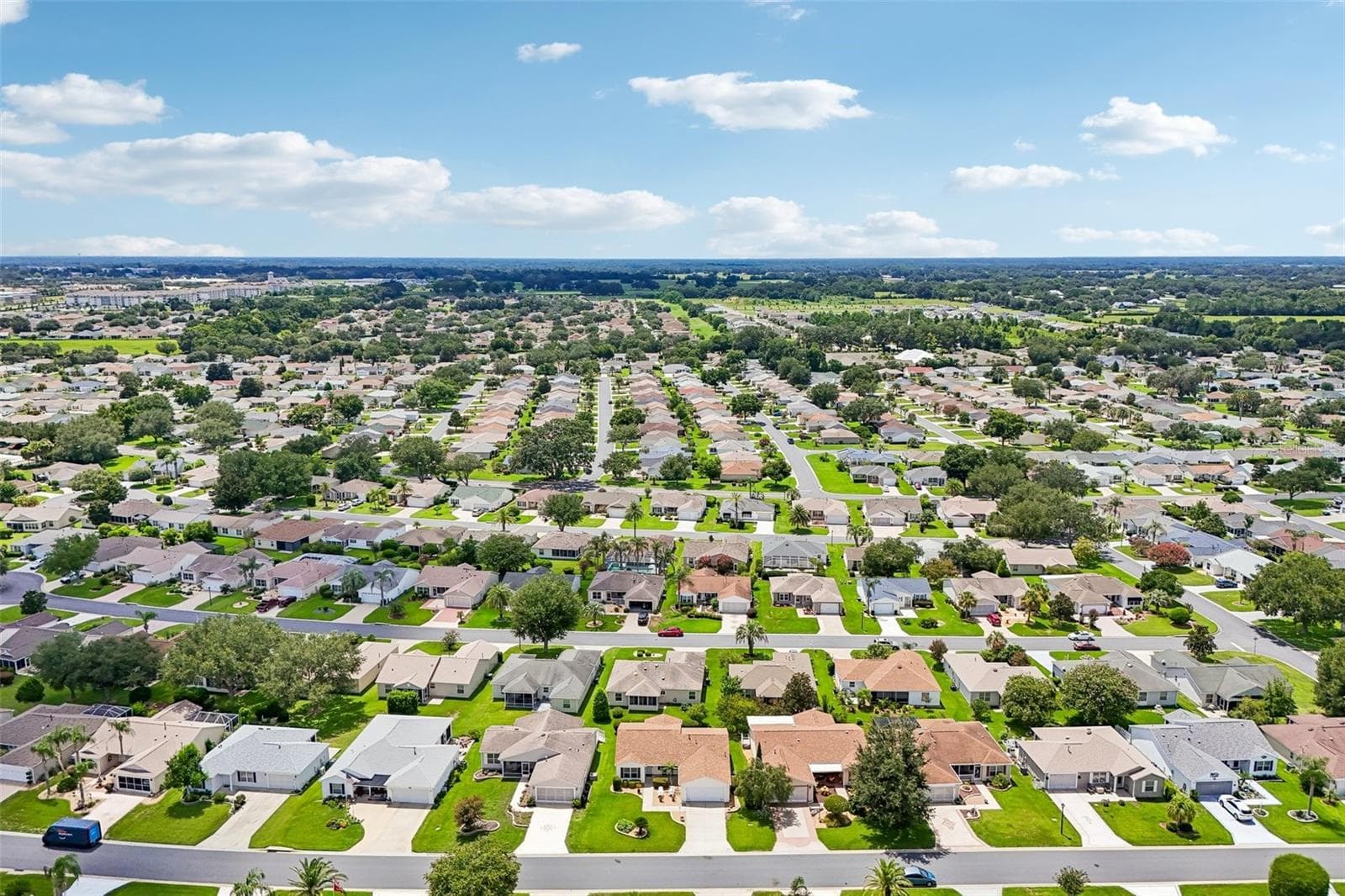 Neighborhood - 970 KENOVA AVE, THE VILLAGES