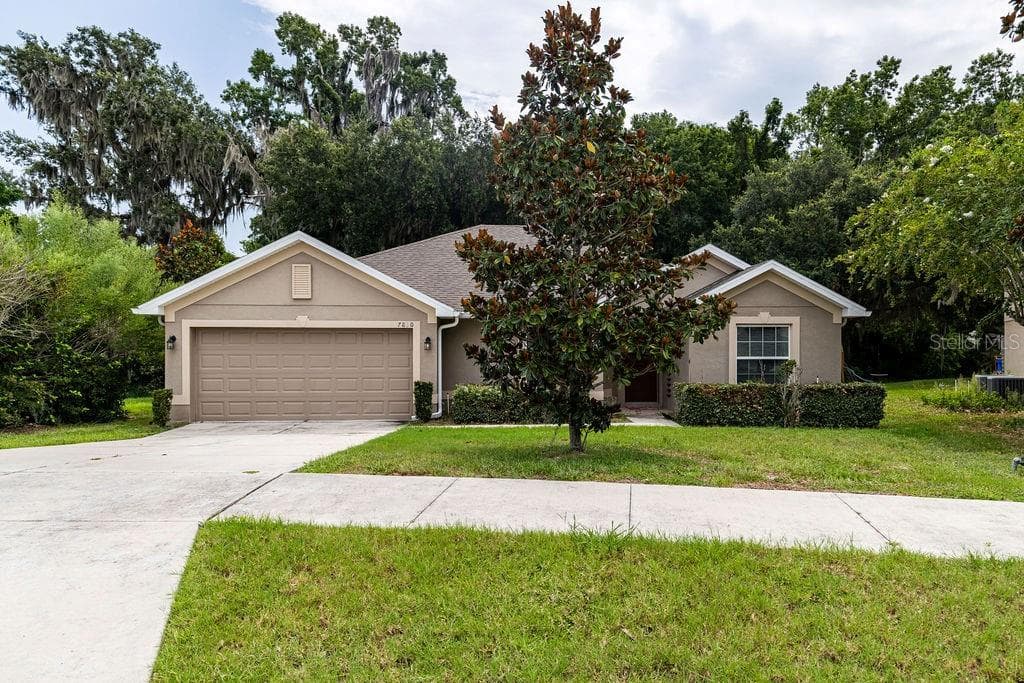 Front - 7830 SLOEWOOD DR, LEESBURG