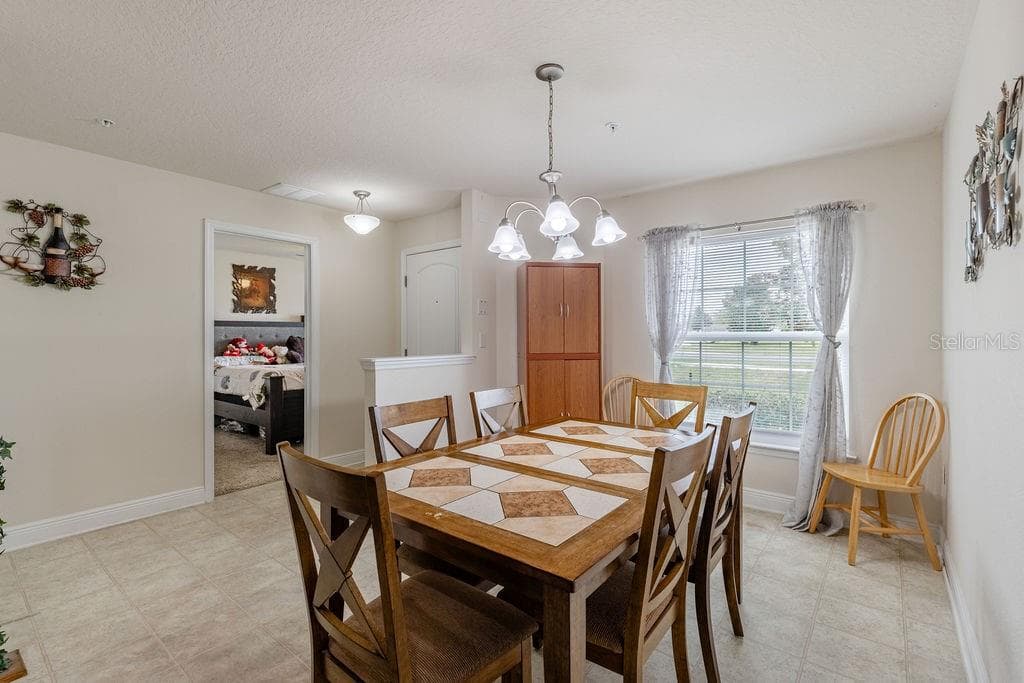 Dining room - 7830 SLOEWOOD DR, LEESBURG
