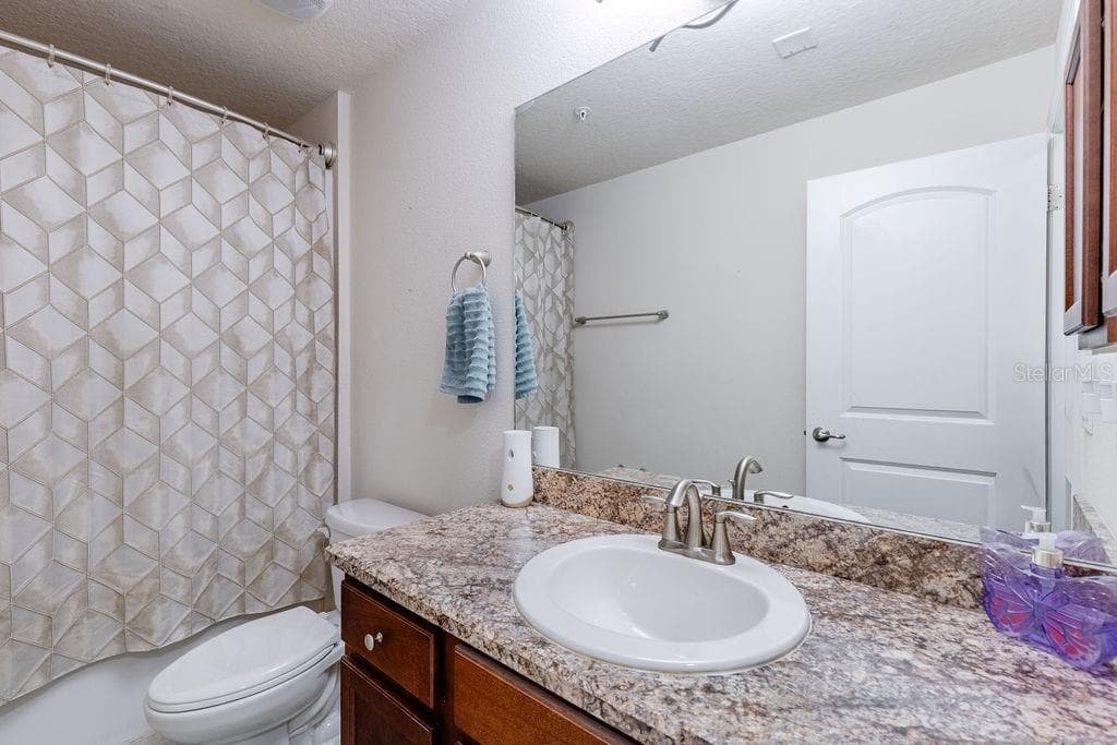 Bath 2 - 7830 SLOEWOOD DR, LEESBURG
