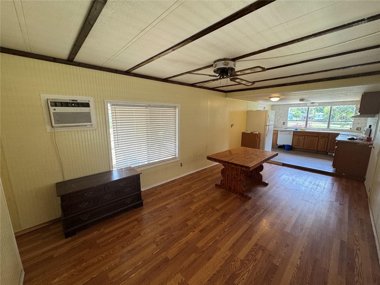 Mobile Home at 11351 S ANN PT, HOMOSASSA, photo 8 of 36