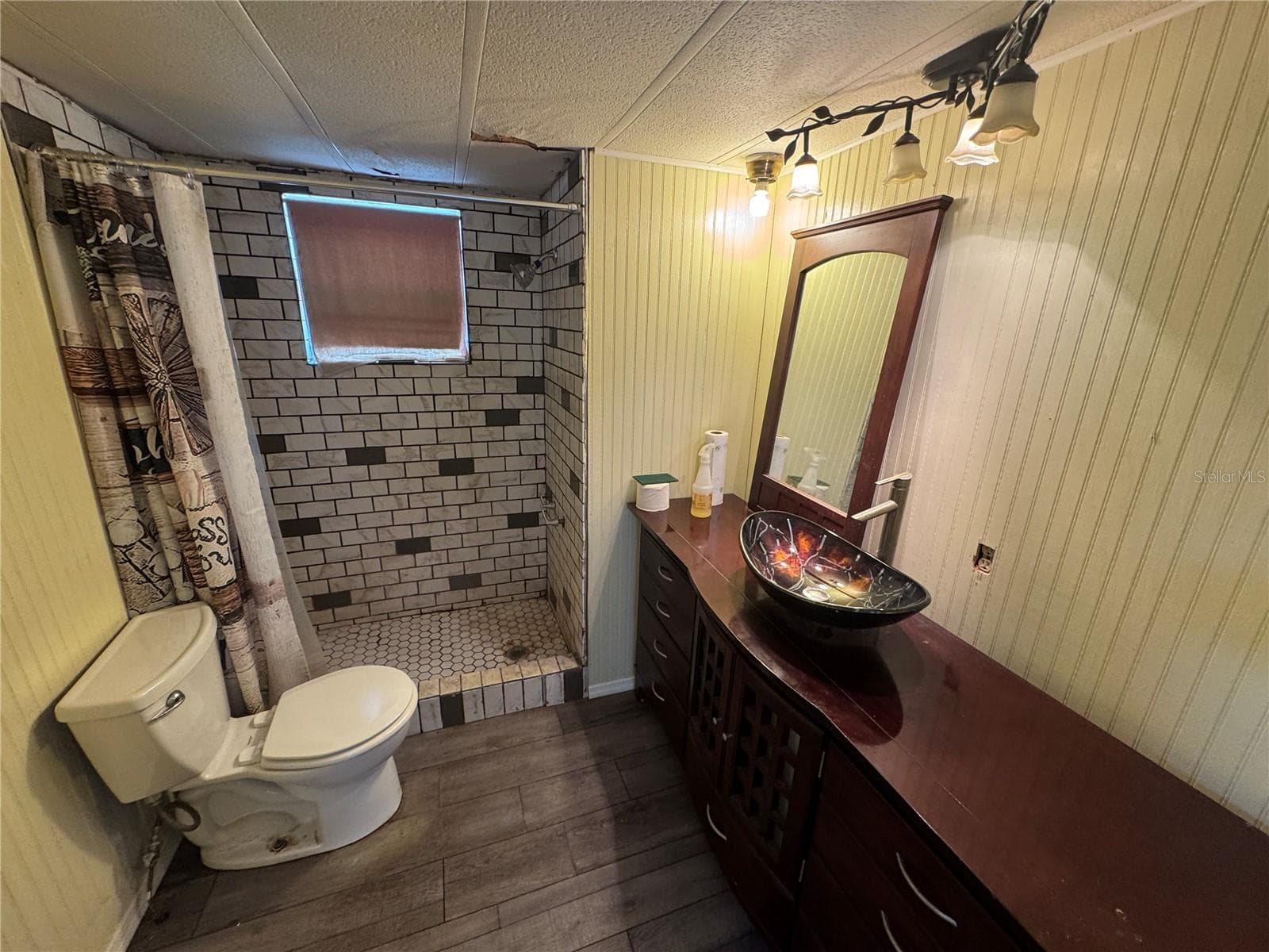 Mobile Home at 11351 S ANN PT, HOMOSASSA, photo 14 of 36