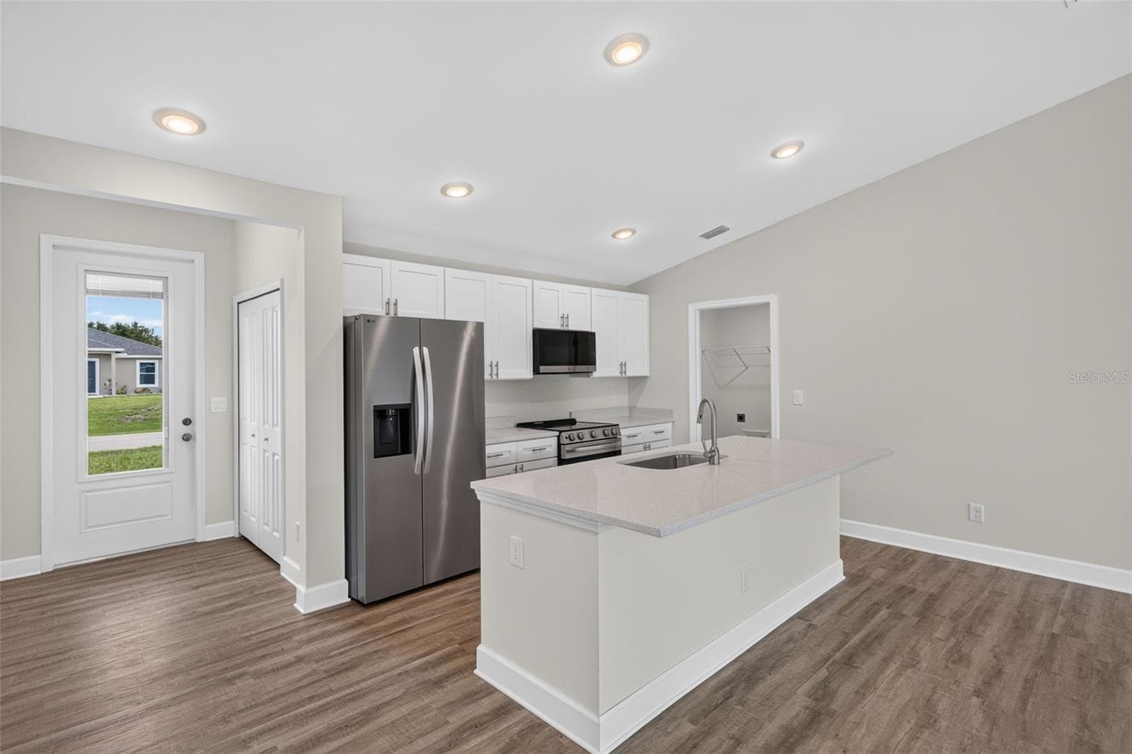 Kitchen - 147 FLANDERS ST, PORT CHARLOTTE