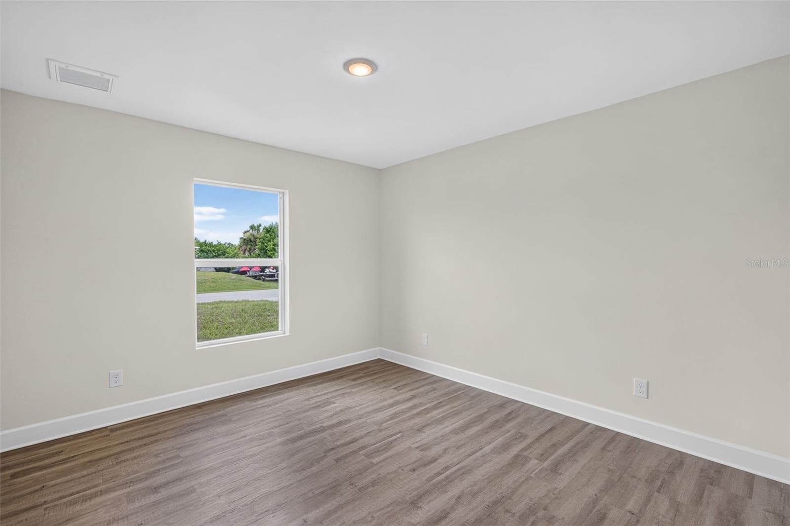 Guest Bedroom - 147 FLANDERS ST, PORT CHARLOTTE