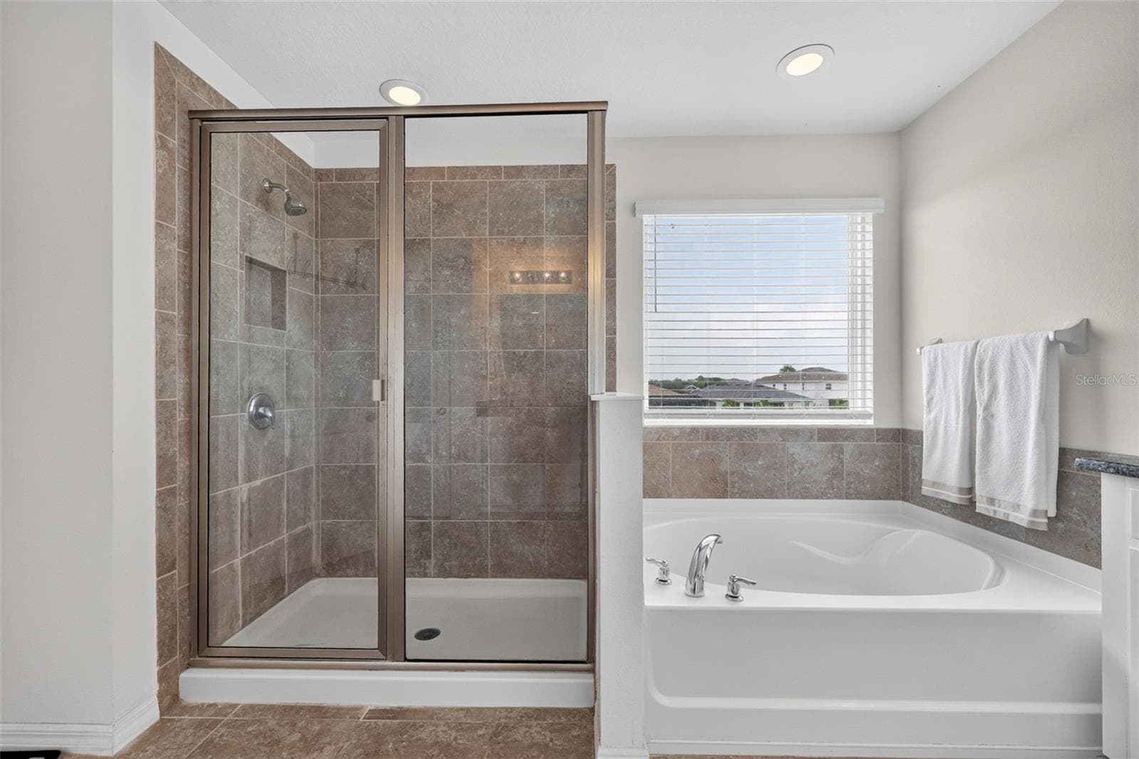 Single Family Residence at 6541 DEVESTA LOOP, PALMETTO, photo 34 of 61