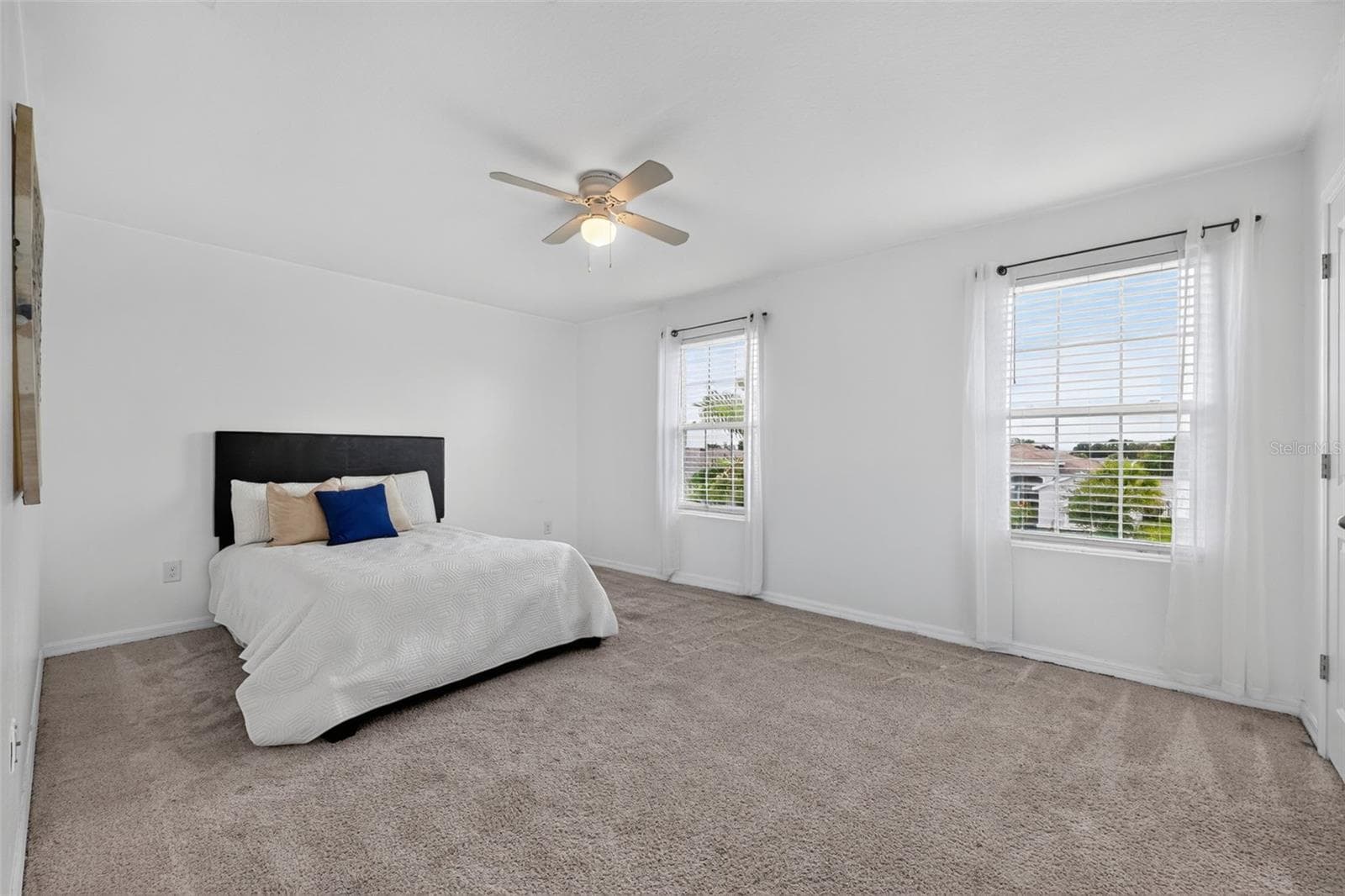 Single Family Residence at 6541 DEVESTA LOOP, PALMETTO, photo 36 of 61