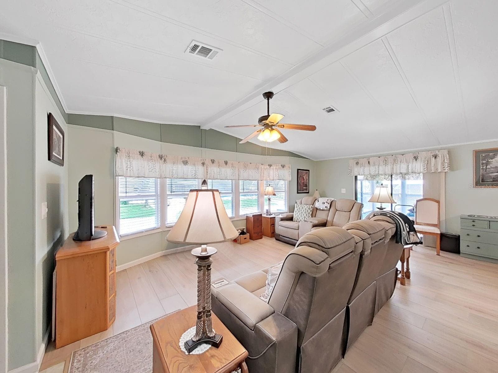 Manufactured Home at 5083 LODGEWOOD DR, LAKELAND, photo 11 of 42