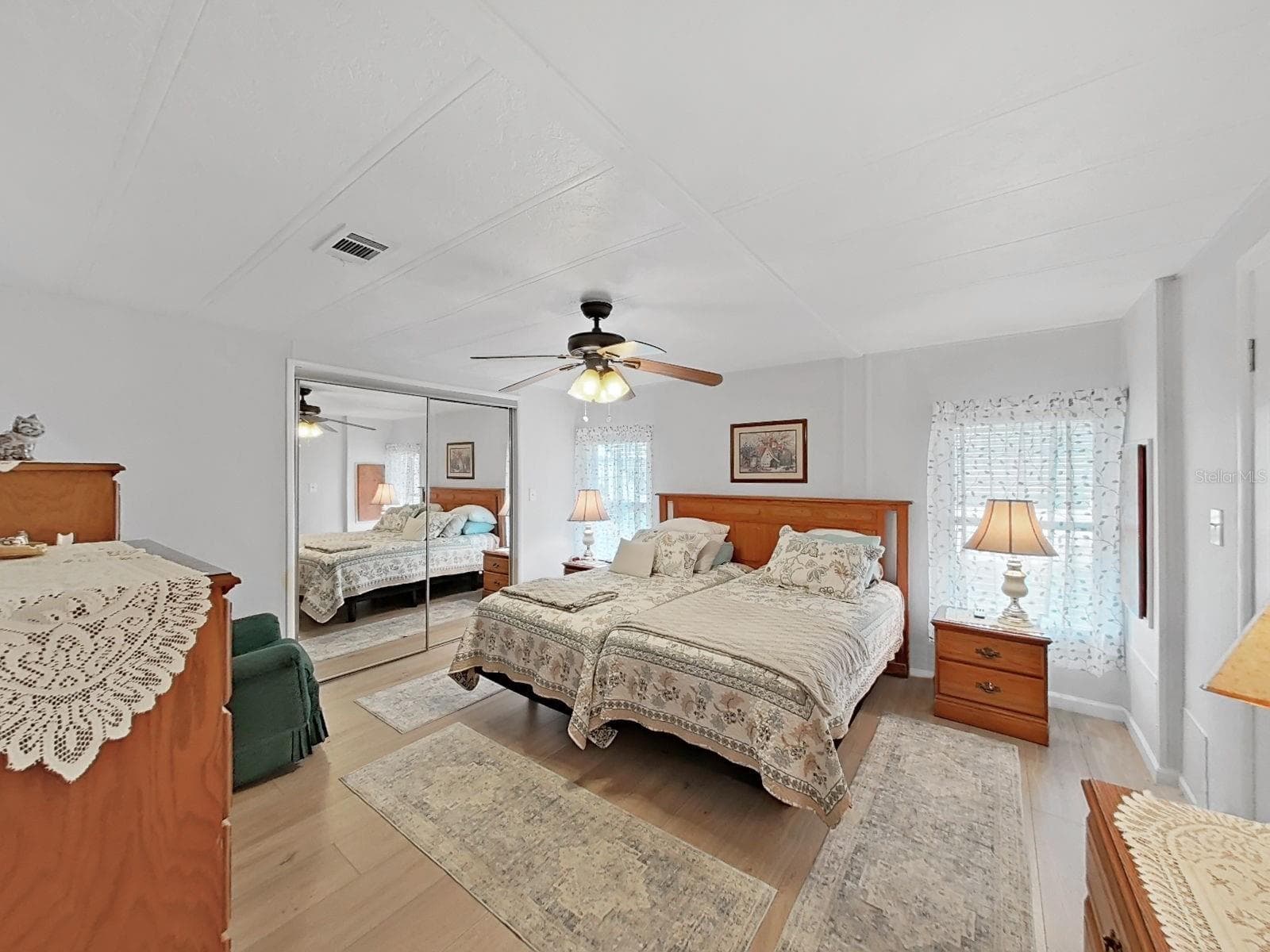 Manufactured Home at 5083 LODGEWOOD DR, LAKELAND, photo 21 of 42