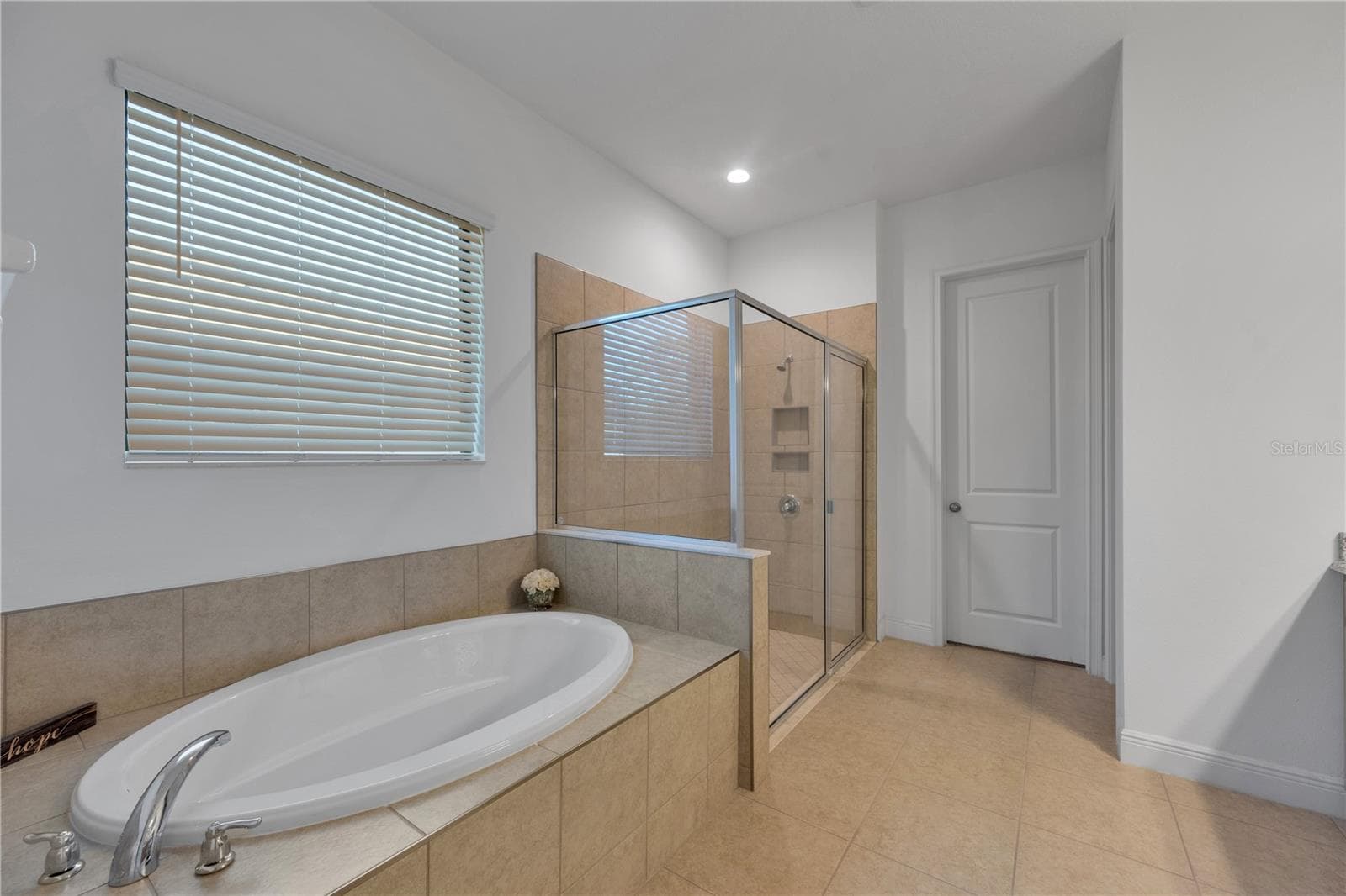 Single Family Residence at 3908 GAVIOTA DR, SUN CITY CENTER, photo 16 of 46