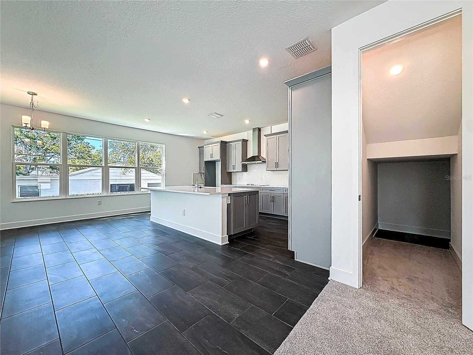 Single Family Residence at 4732 W WALLCRAFT AVE, TAMPA, photo 15 of 86