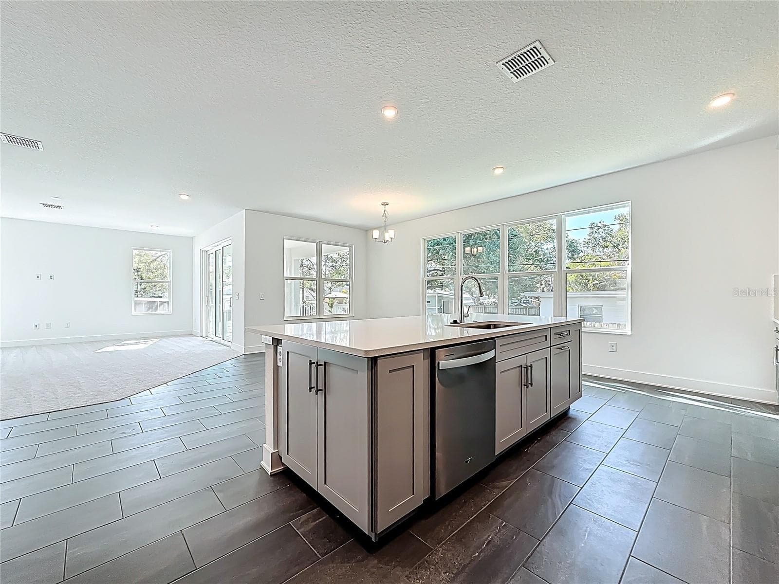 Single Family Residence at 4732 W WALLCRAFT AVE, TAMPA, photo 22 of 86