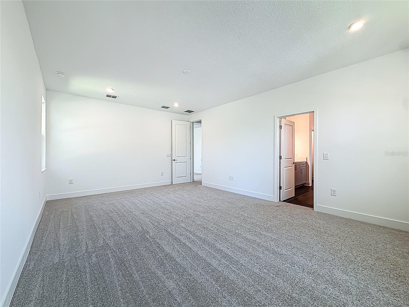 Single Family Residence at 4732 W WALLCRAFT AVE, TAMPA, photo 56 of 86