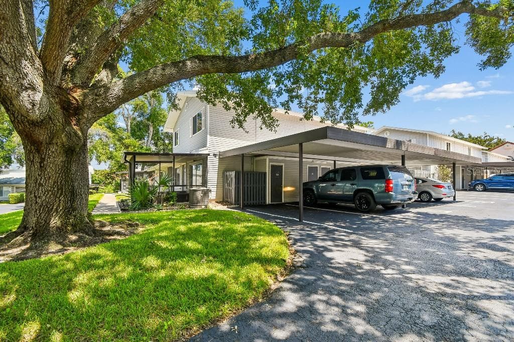 Townhouse at 619 HEATHERTON VLG, ALTAMONTE SPRINGS, photo 5 of 34