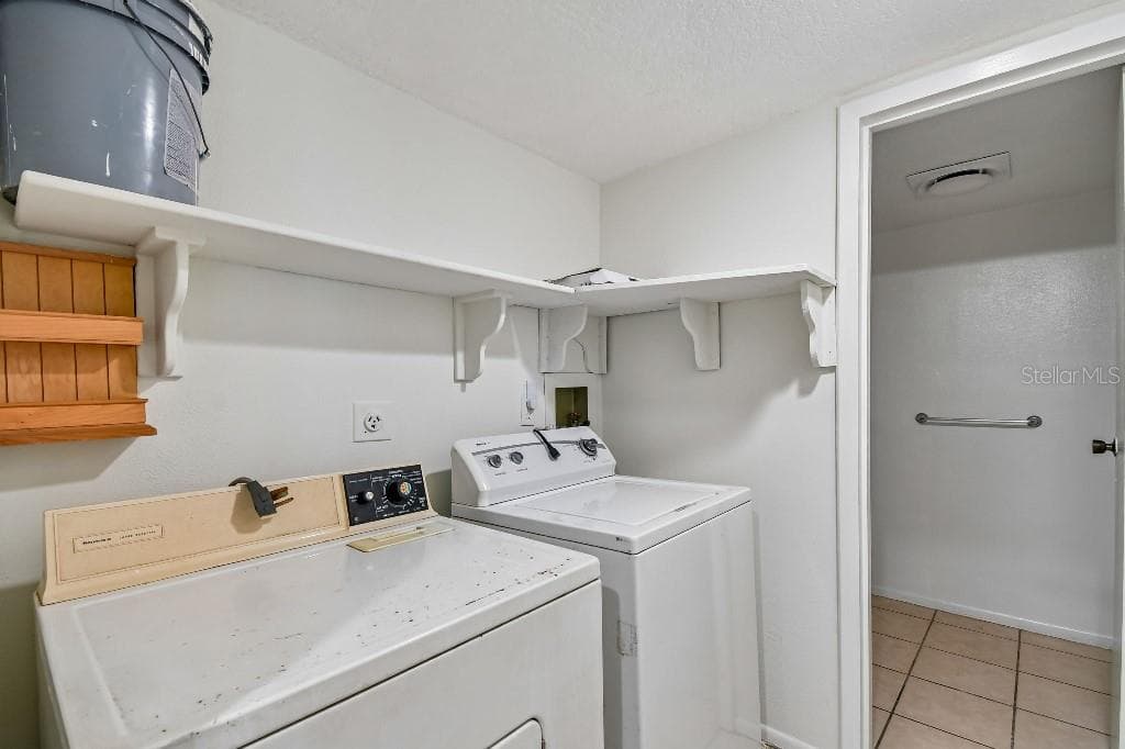 Townhouse at 619 HEATHERTON VLG, ALTAMONTE SPRINGS, photo 15 of 34
